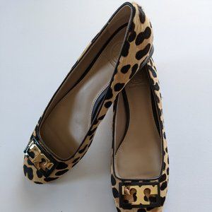 New Tory Burch calf hair leopard low heel shoes 8.5